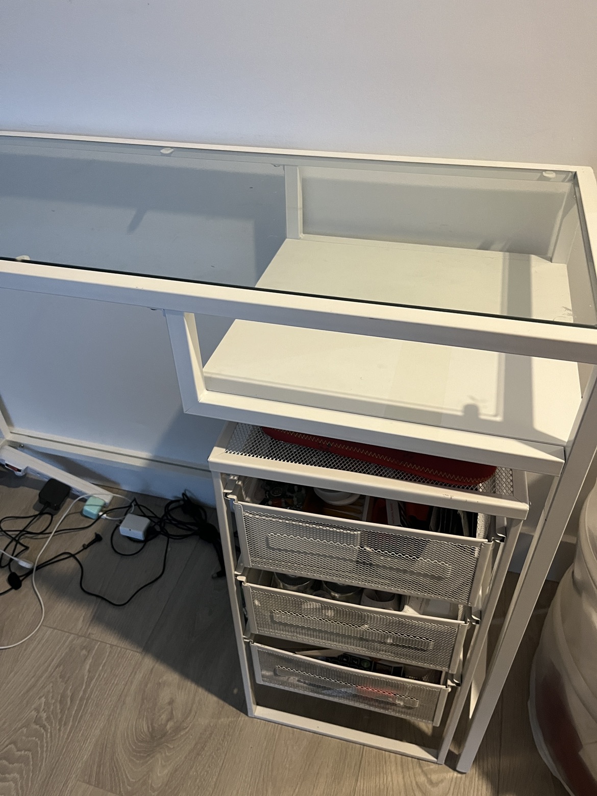 Computer desk/vanity table - photo 4