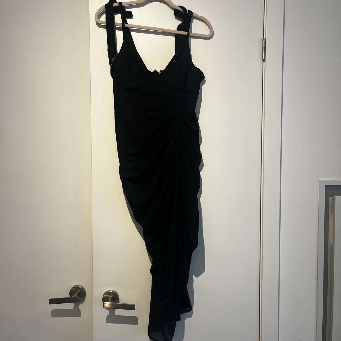 Pretty Little Thing Black Wrap Dress Large - photo 2