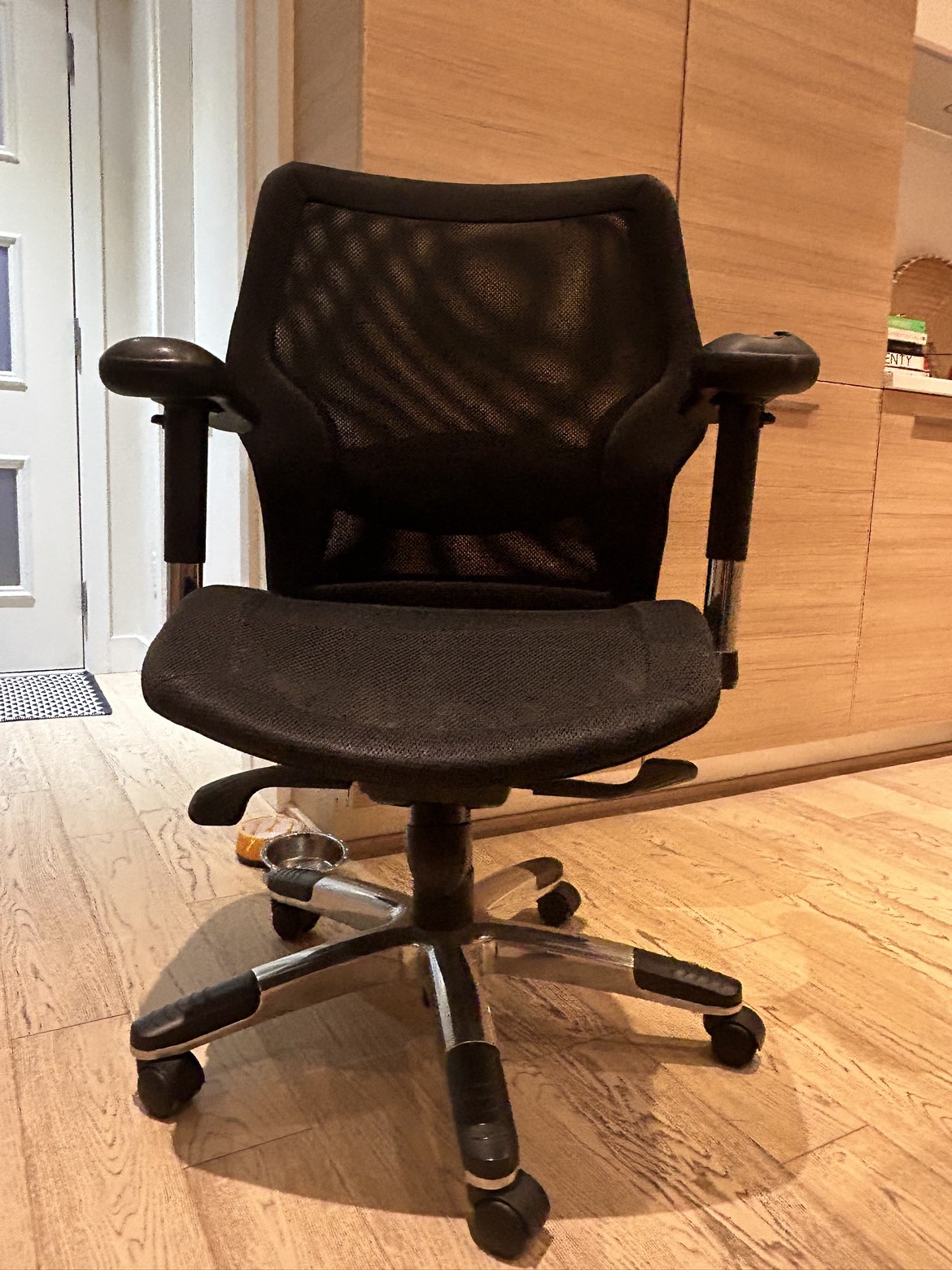 Used Office Chair - photo 3