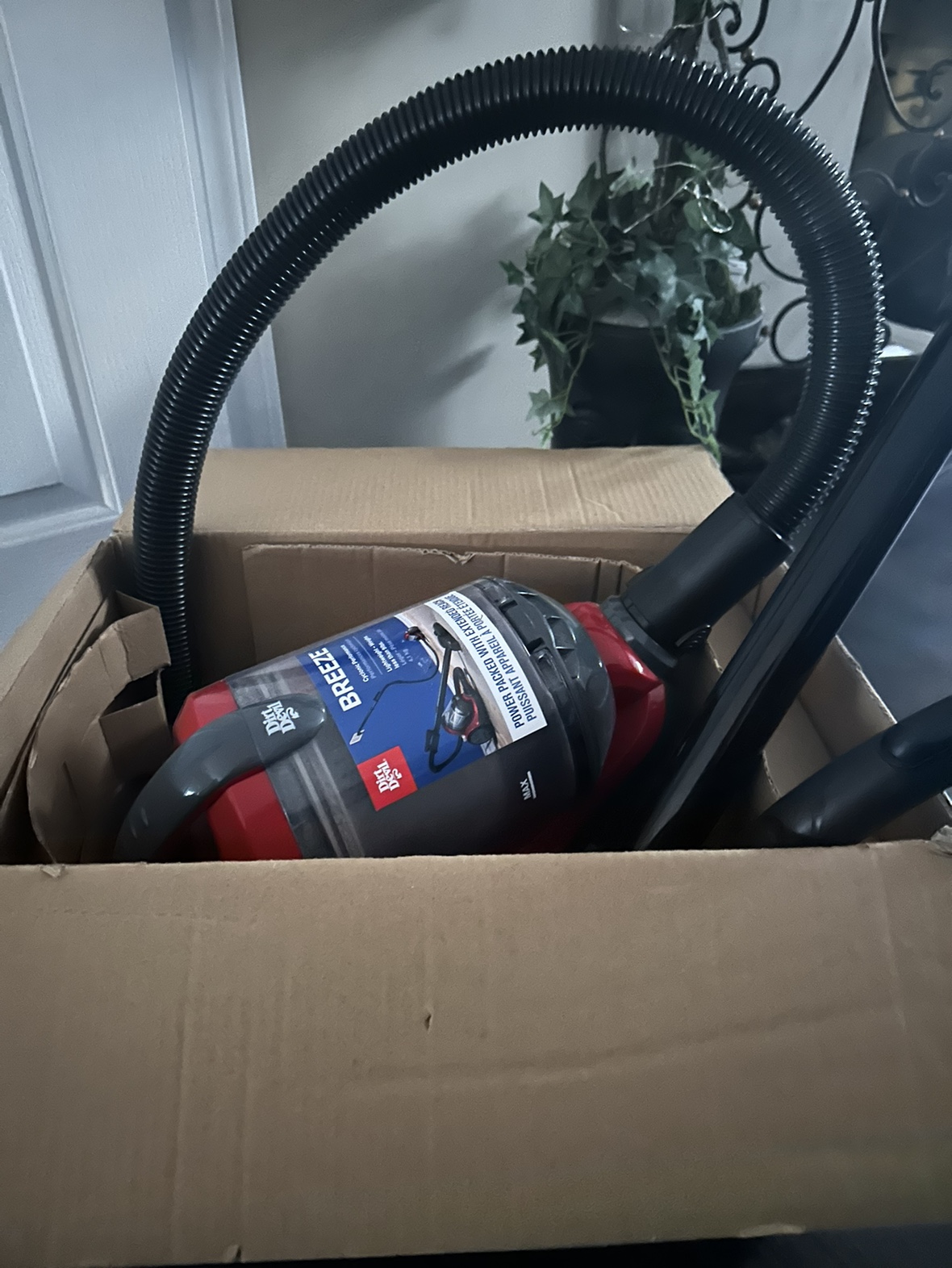 Canister vacuum - photo 2