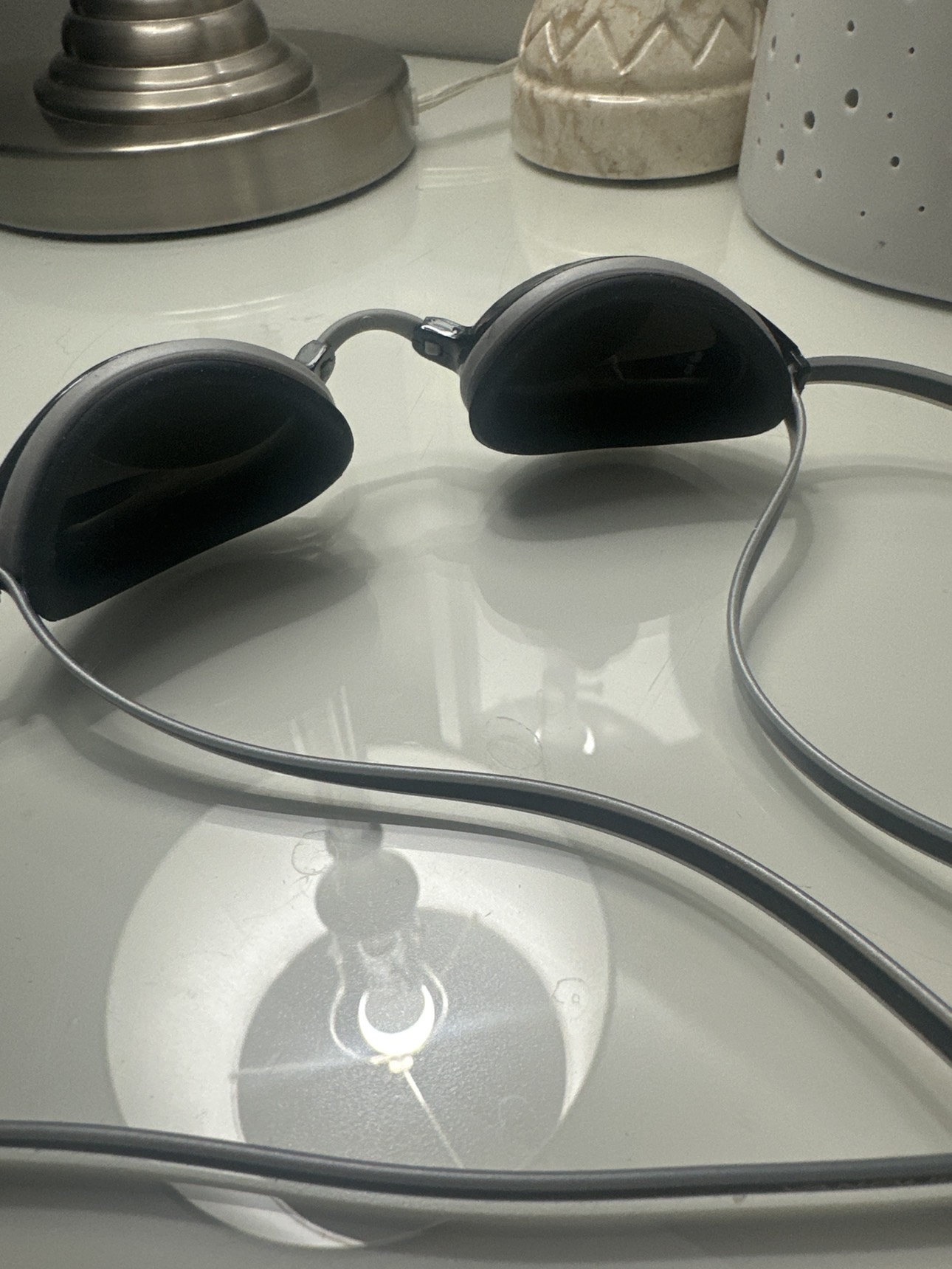 Swim goggle image indicator(2)