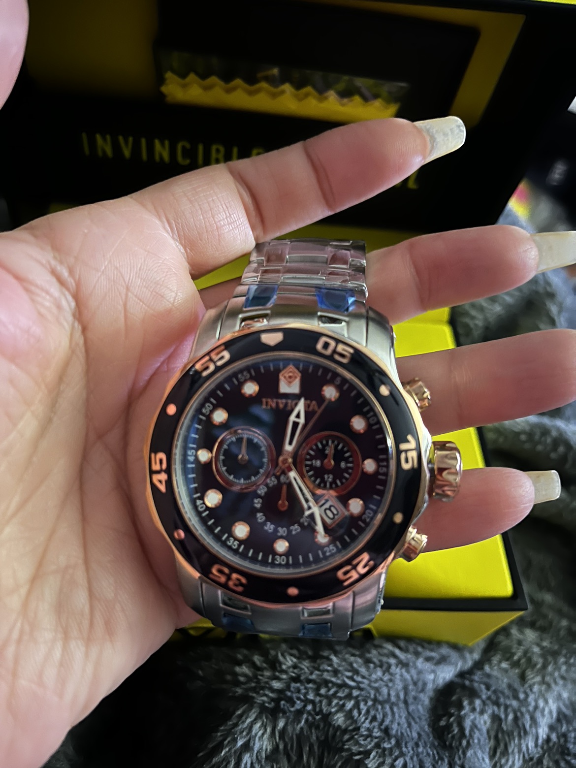 Brand new boxed Invicta men’s watch image indicator(3)