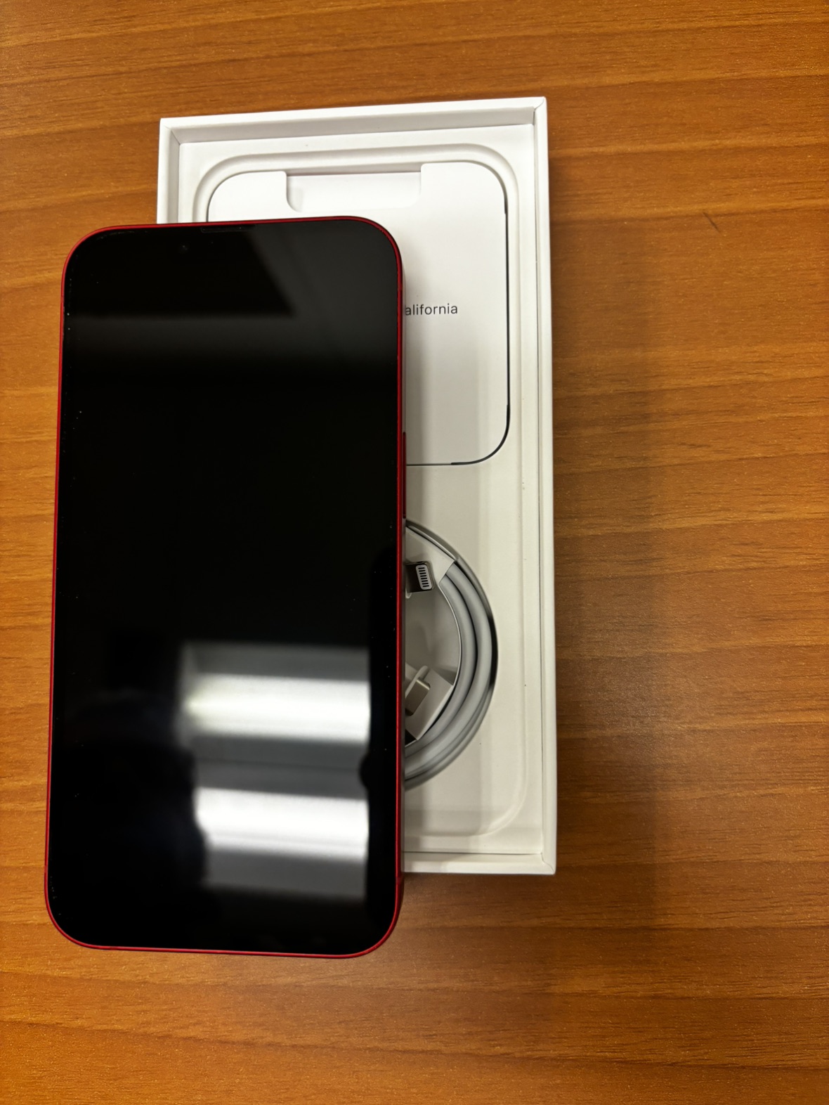iPhone 13 128 Red - photo 2