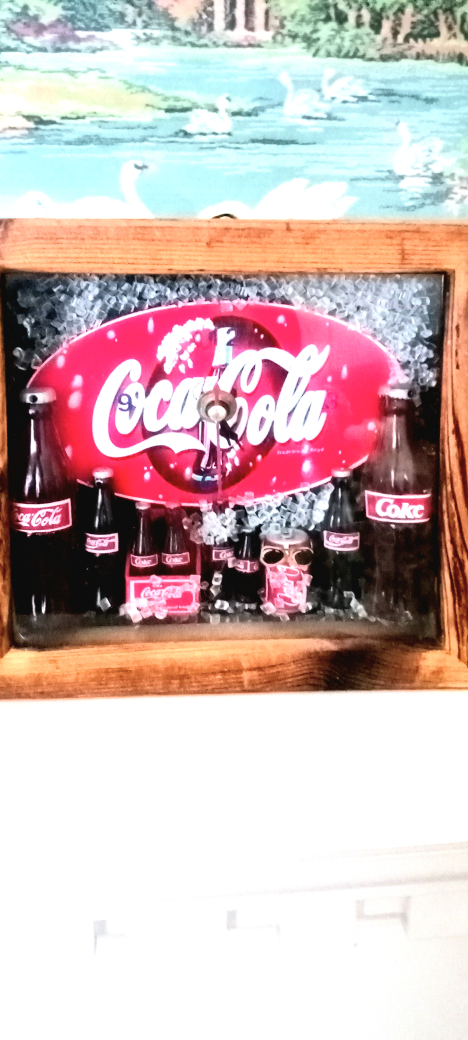 Coca Cola shadowbox table, wall clock, handmade, just 30. image indicator(3)