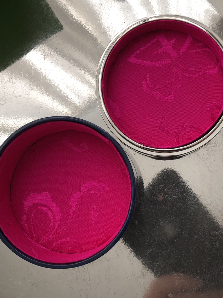 NEW IN BOX. SHANGHAI TANG “Happiness” trinket box image indicator(3)