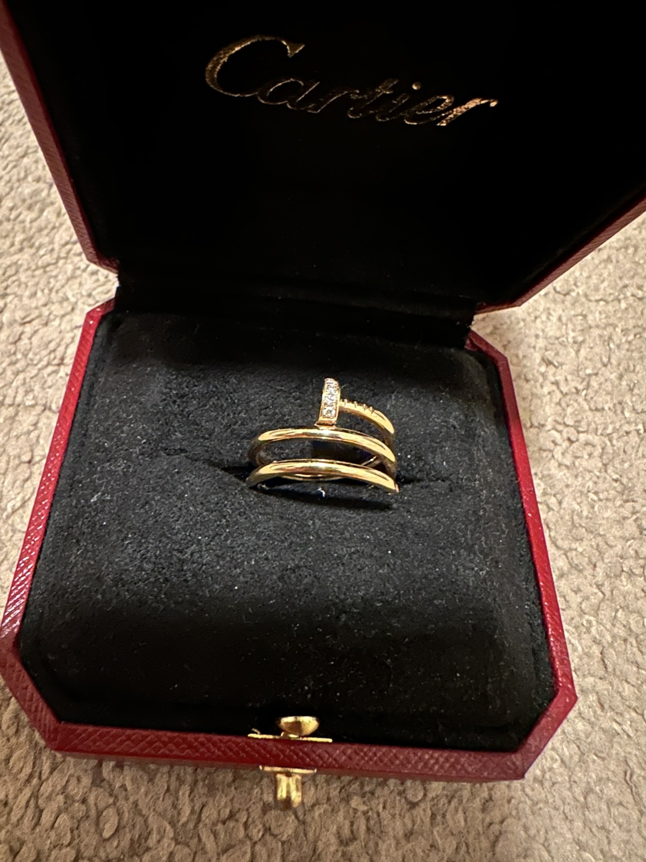 Cartier ring thumbnail