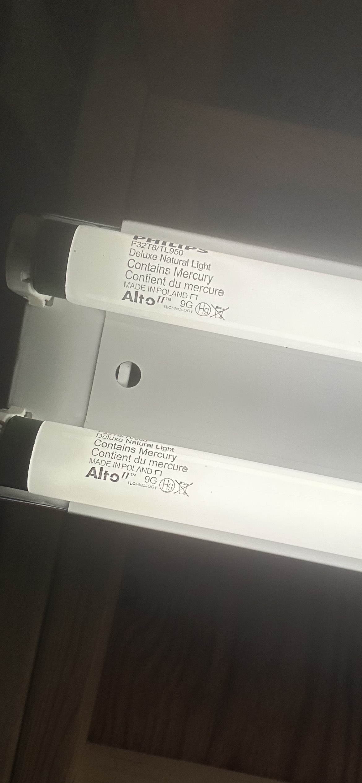 Fluorescent bulbs - photo 4