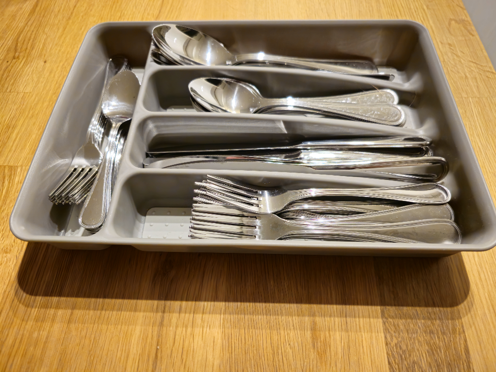 Flatware Set and Container