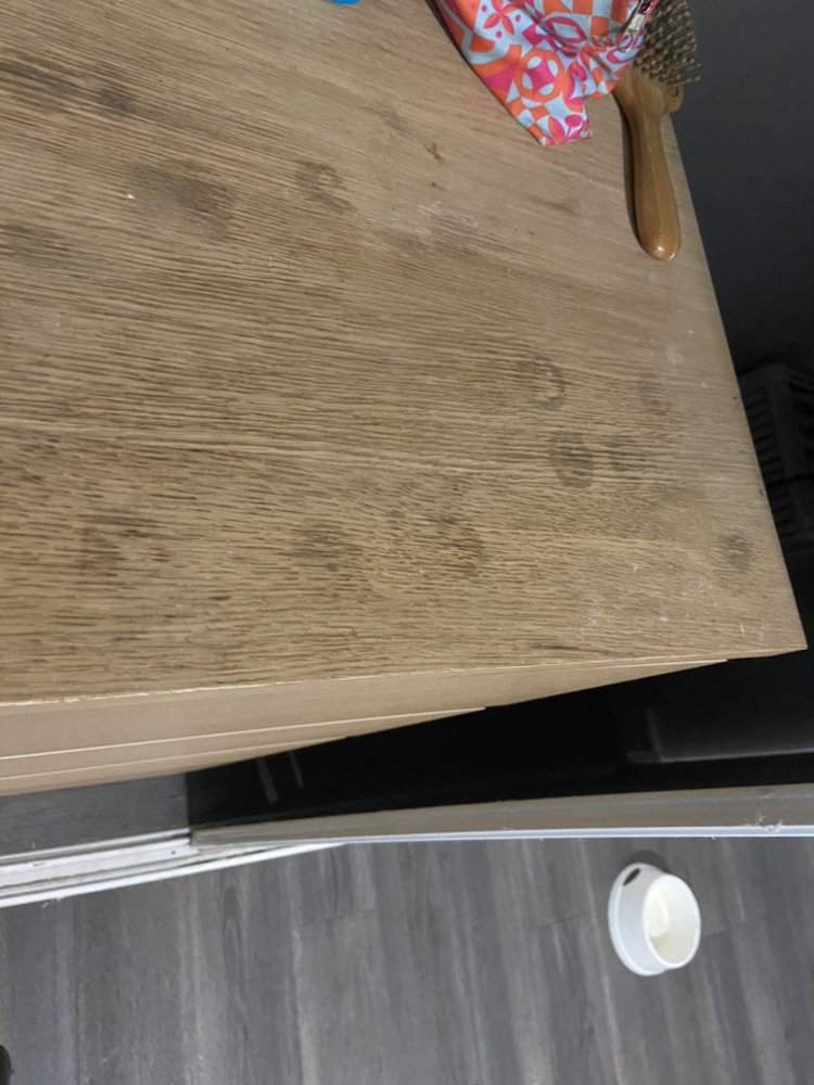 IKEA dresser - 4 drawers image indicator(2)