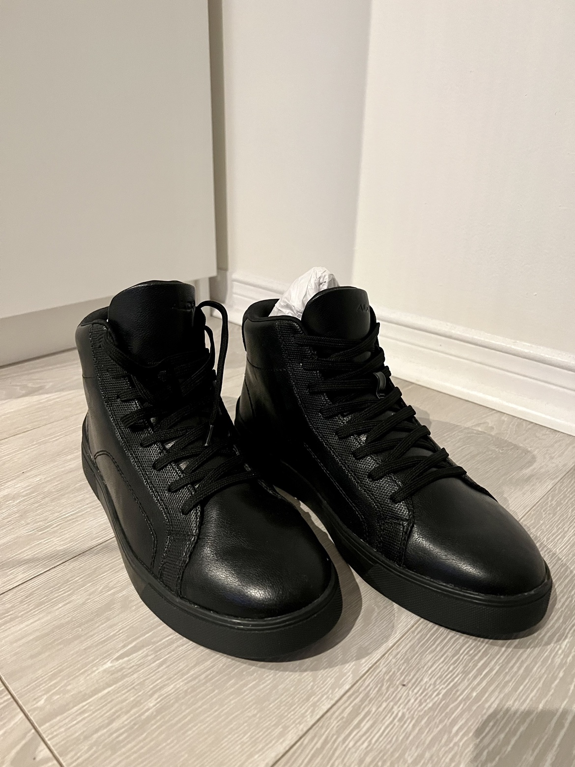 New Aldo high top sneakers thumbnail
