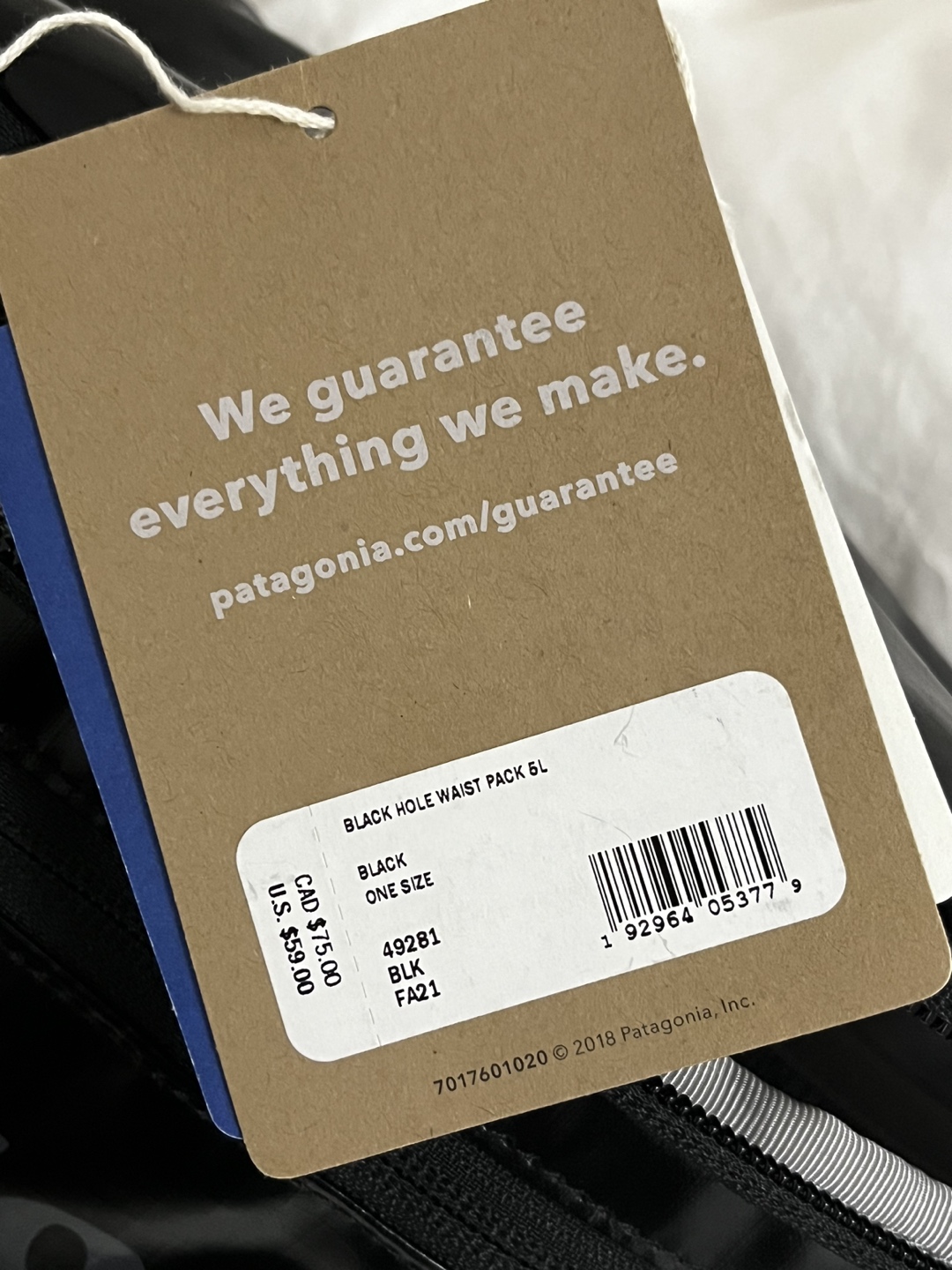 Patagonia black hole waist pack image indicator(4)