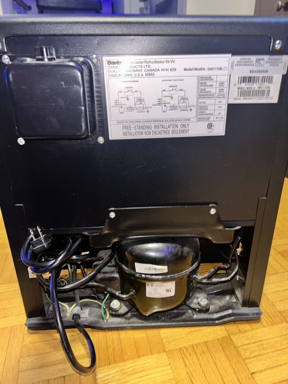 Danby Mini Fridge - photo 4