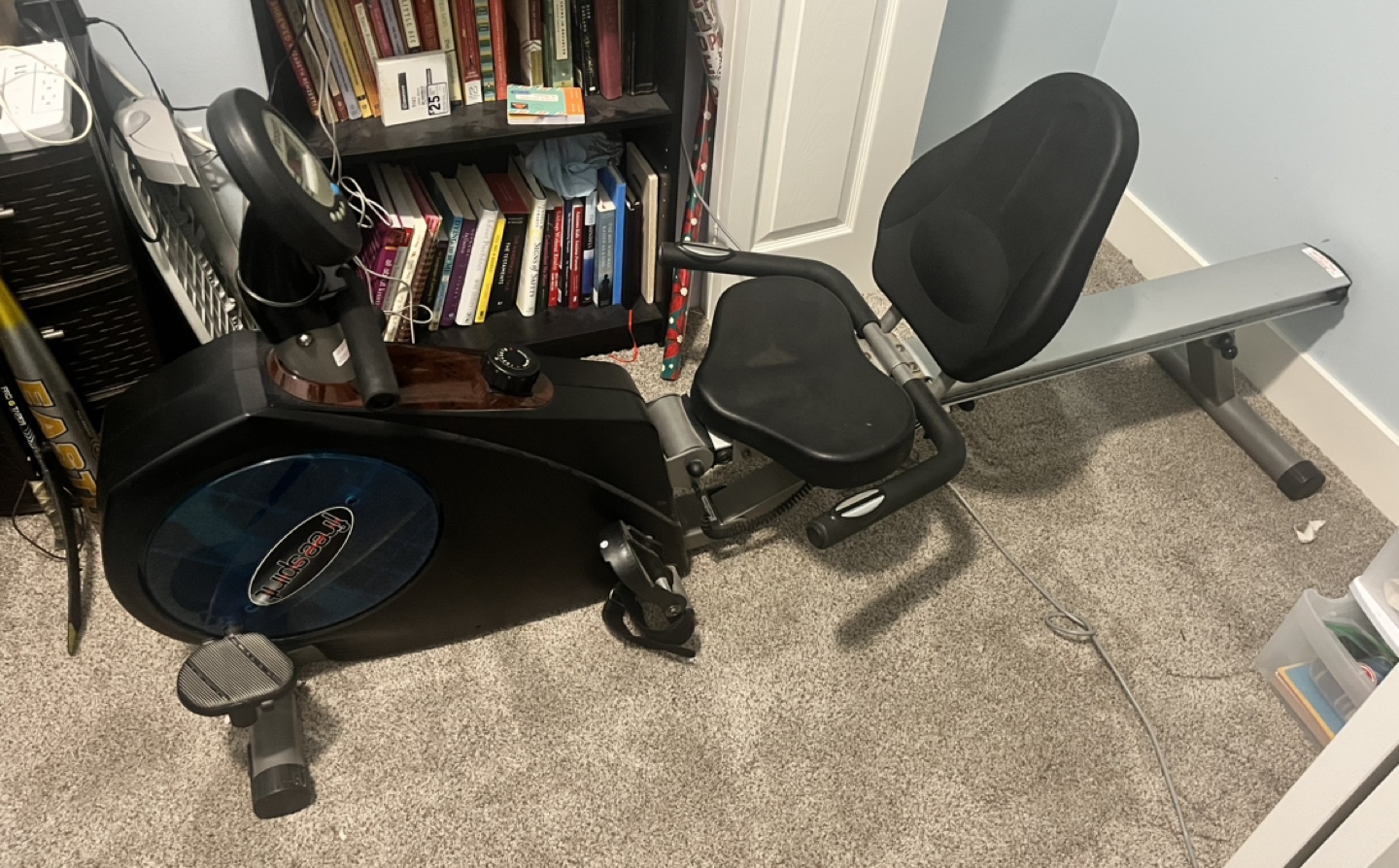 2-in-1 recumbent bike and rowing machine