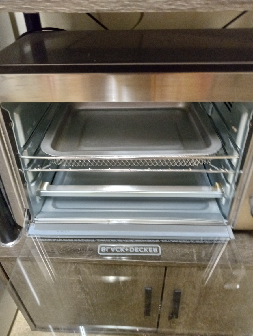 Black & Decker air fryer toaster and oven