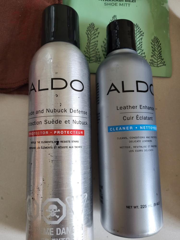 Shoe cleaners, brush, leather color restore #freecycle - photo 2