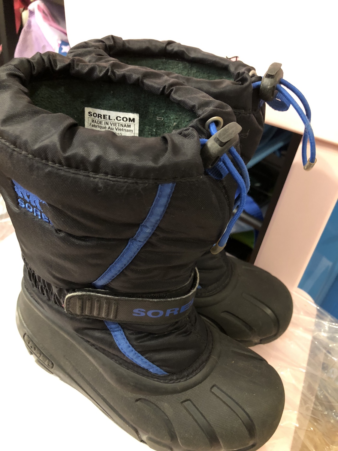 Kids SOREL Winter Boots size 13 - photo 2