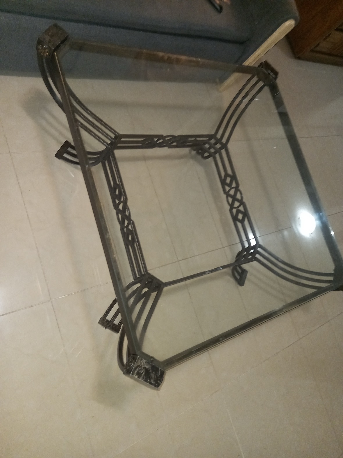 Glass table - photo 2