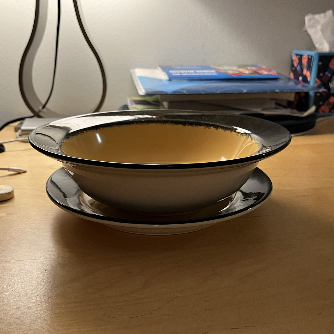Decent plates and soup bowls - photo 2