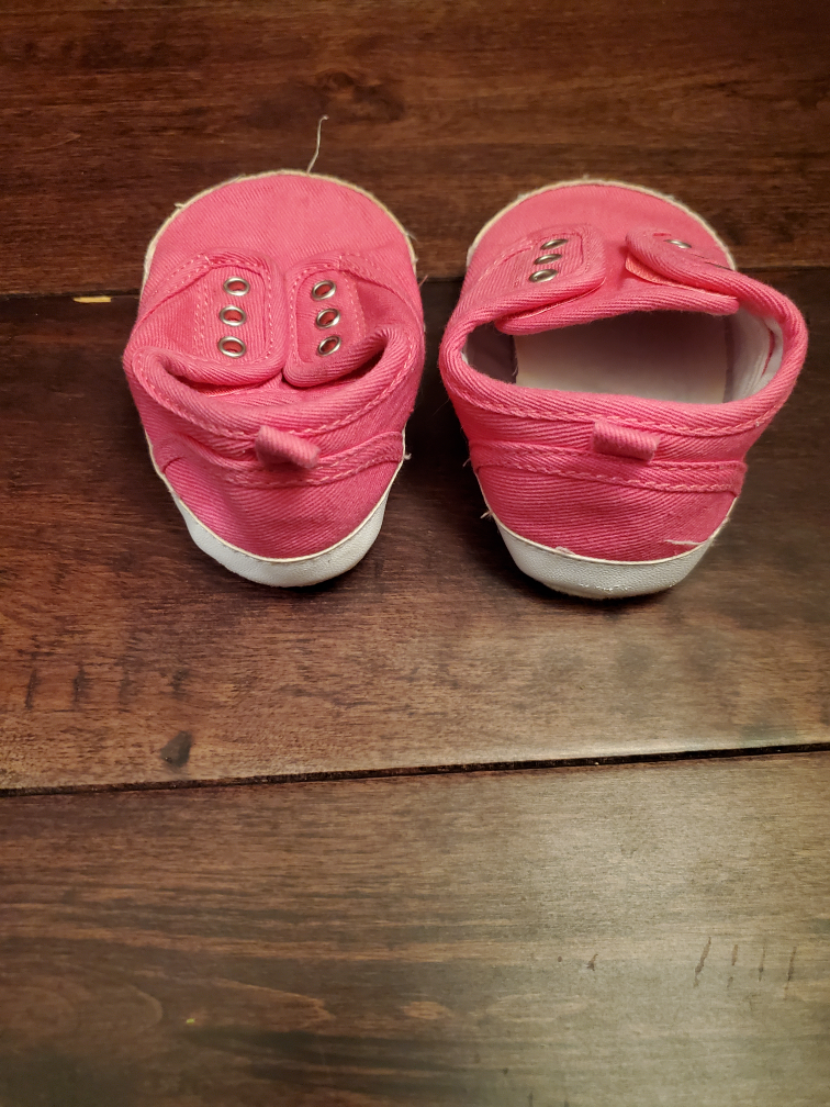 old navy baby pink shoes image indicator(2)