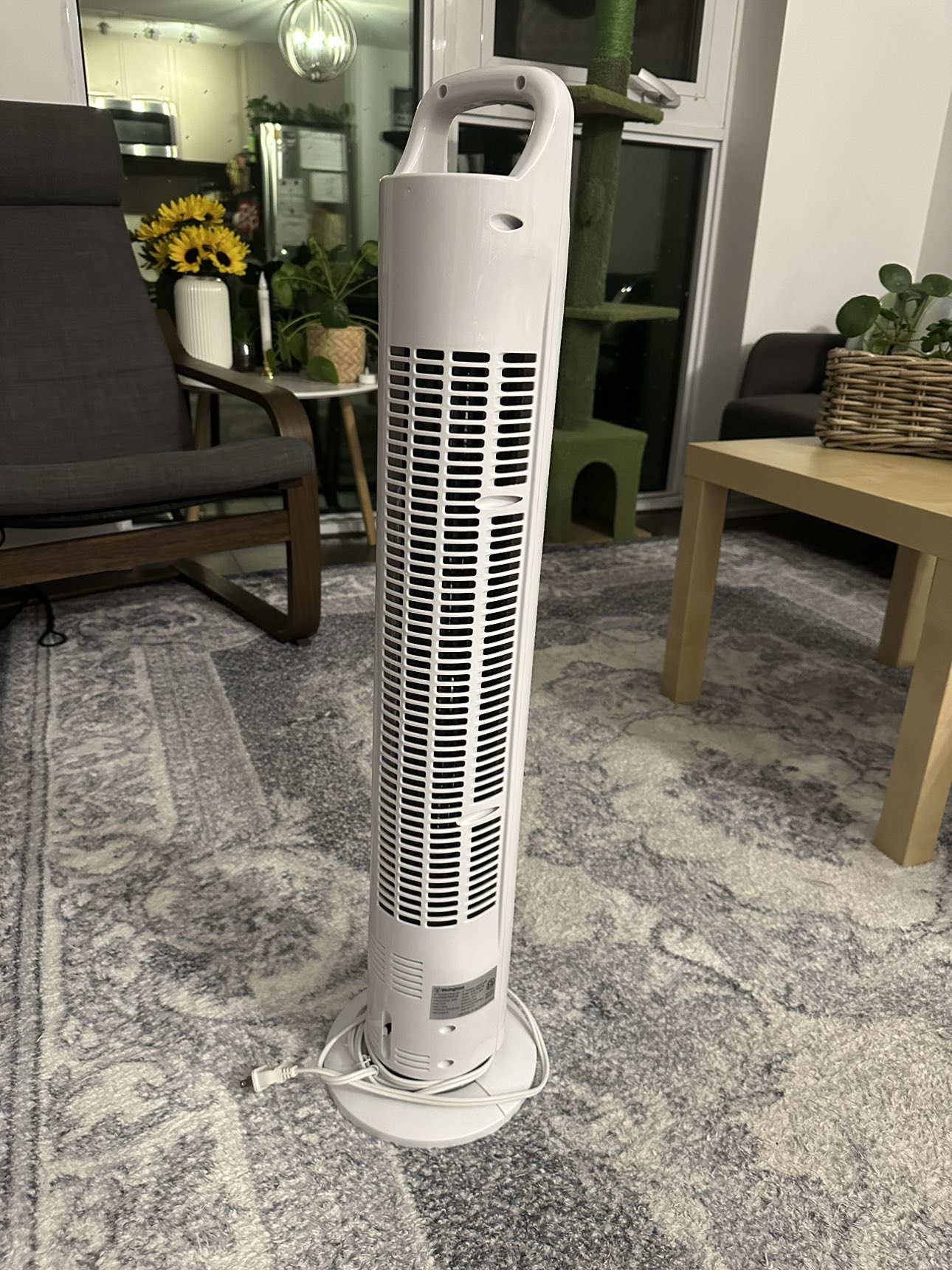 Oscillating Tower Fan image indicator(2)