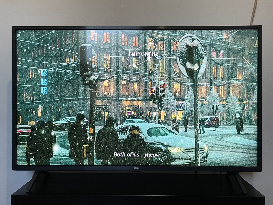 LG 43-inch 4K UHD SMART TV thumbnail
