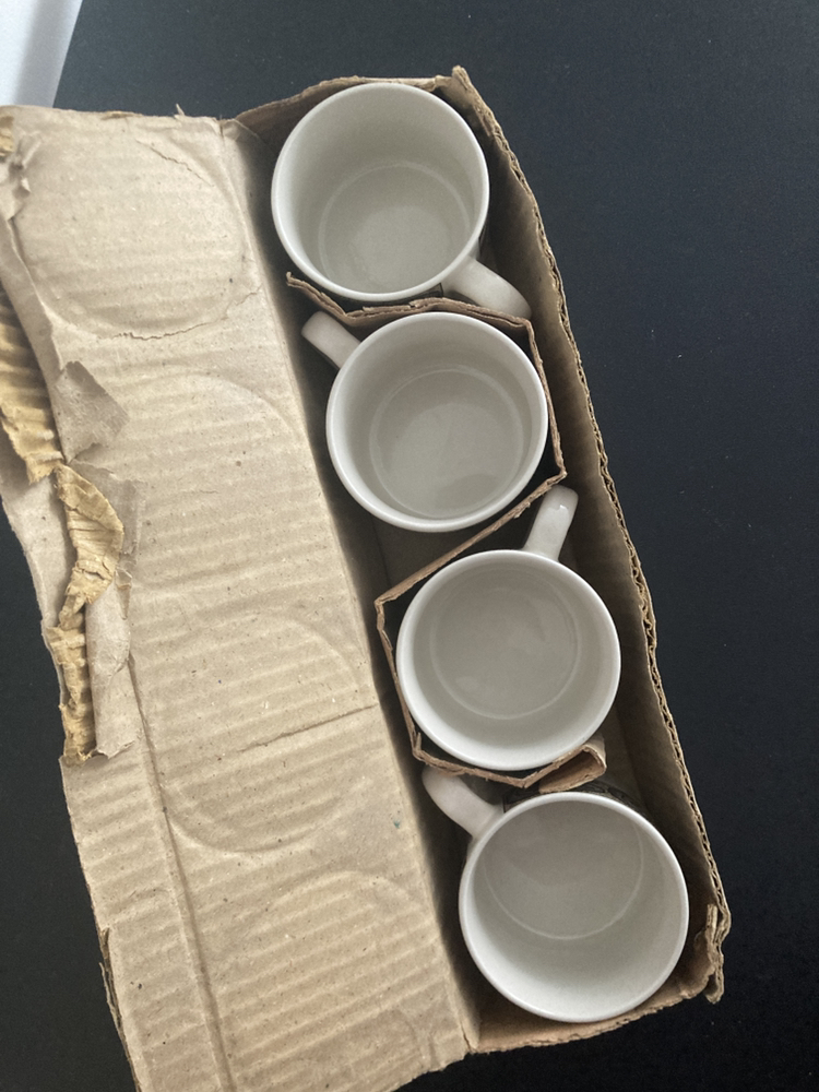 Mugs - Set of 4 #freecycle - photo 2