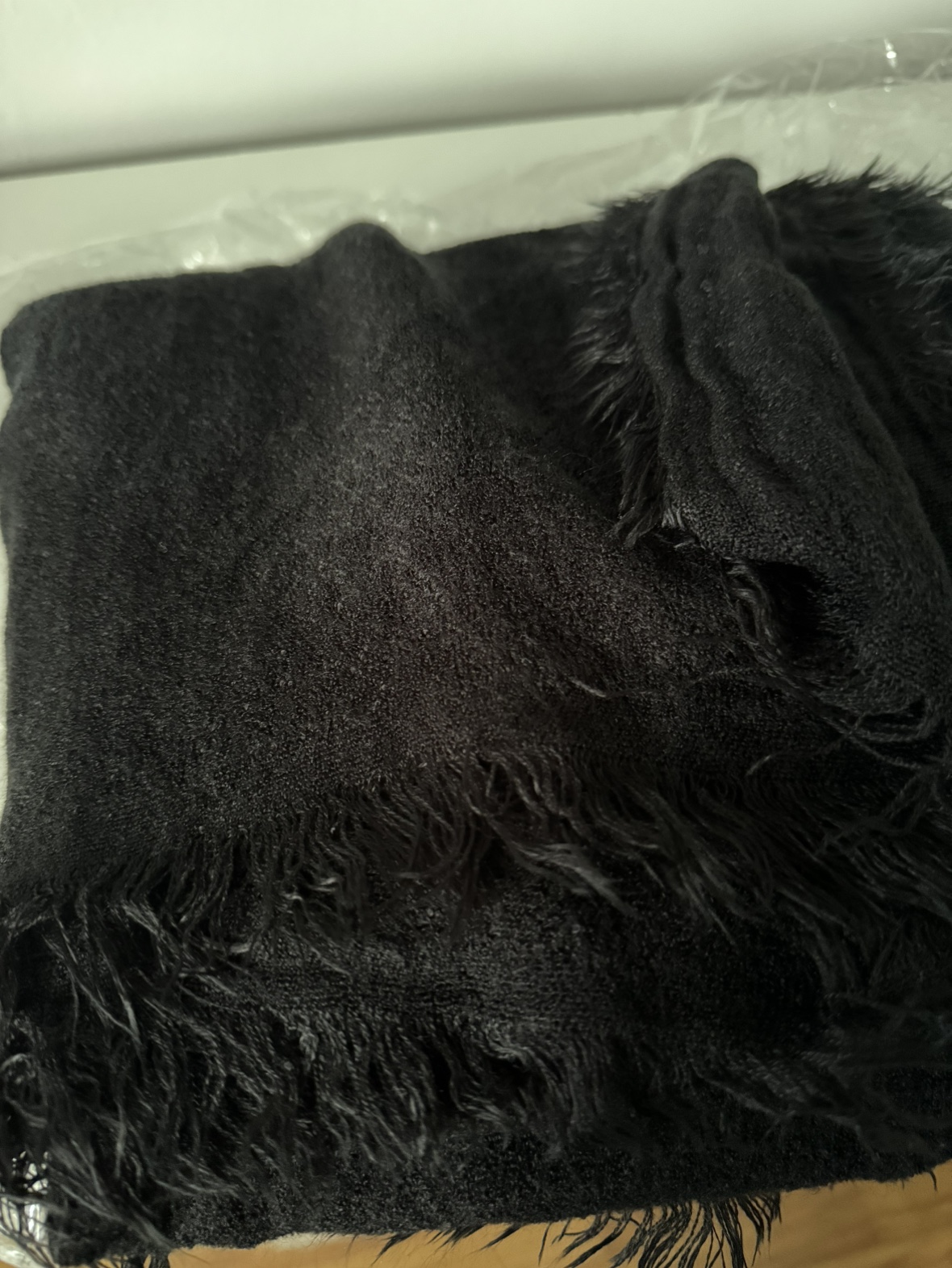 Warm shawl, new