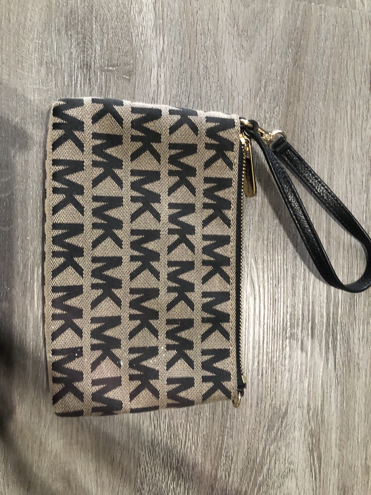 Michael Kors and Coach Wristlets - photo 2