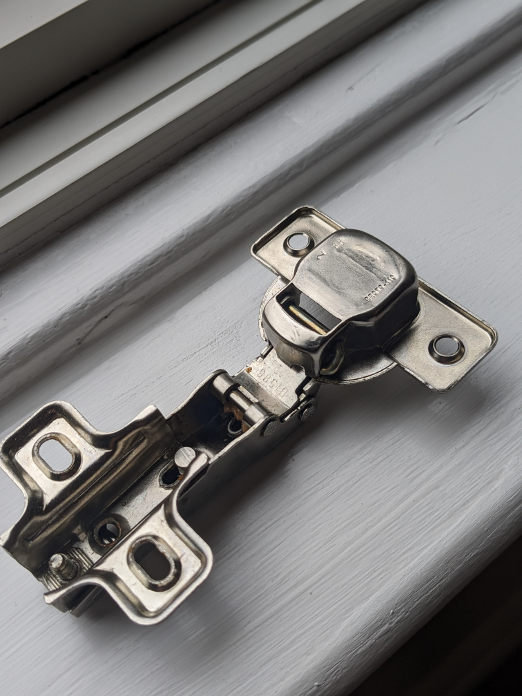 Made in Italy Ferrari kitchen cabinet wardrobe door hinges - photo 2