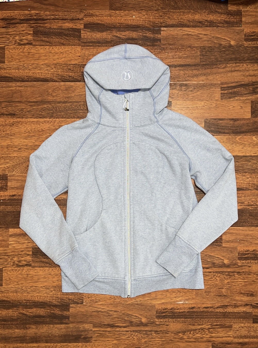 Lululemon Scuba Hoodie III size 12 thumbnail