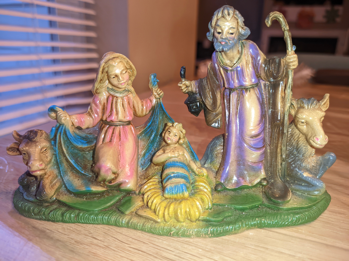 Free! Christmas nativity set thumbnail