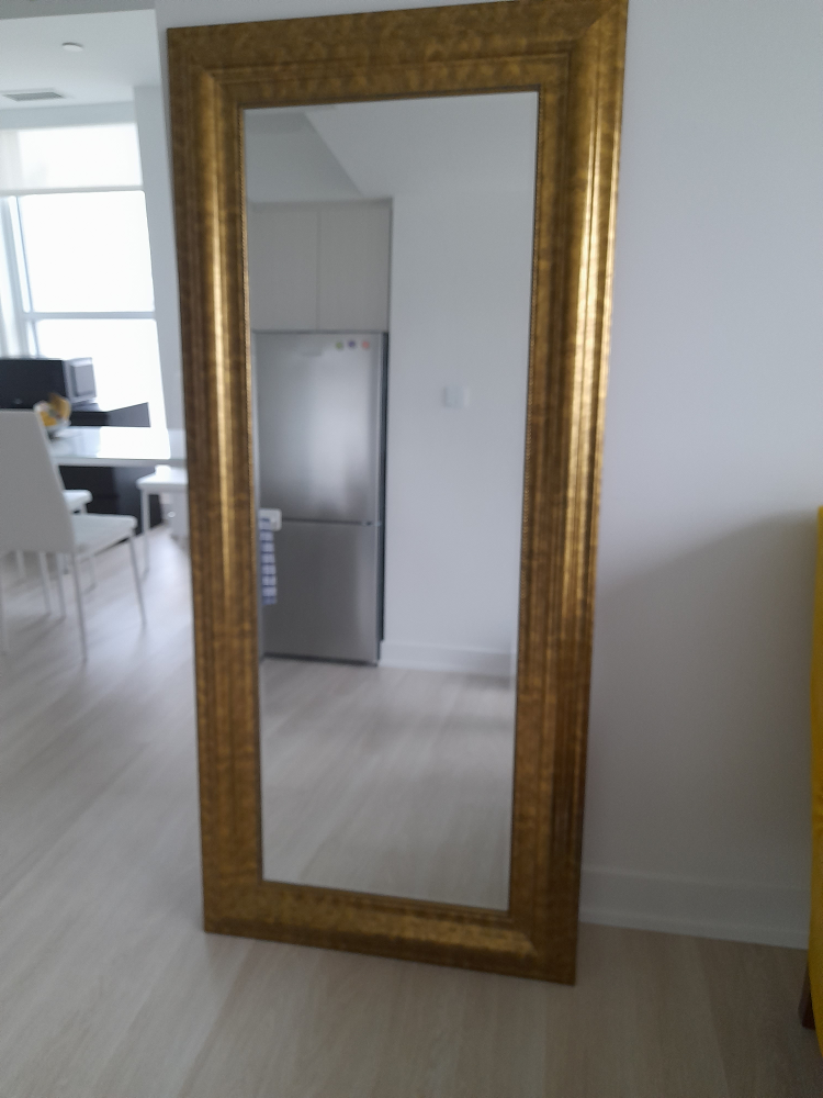 Full size mirror thumbnail