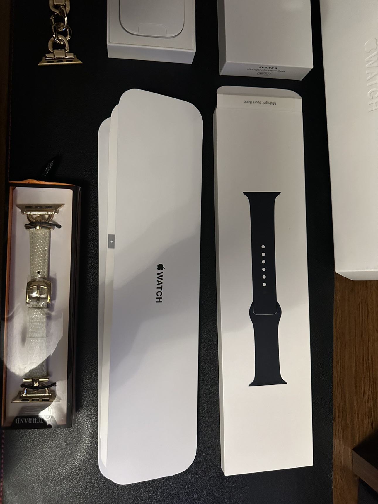 APPLE WATCH SERIES 8 + FREE BANDS - photo 3