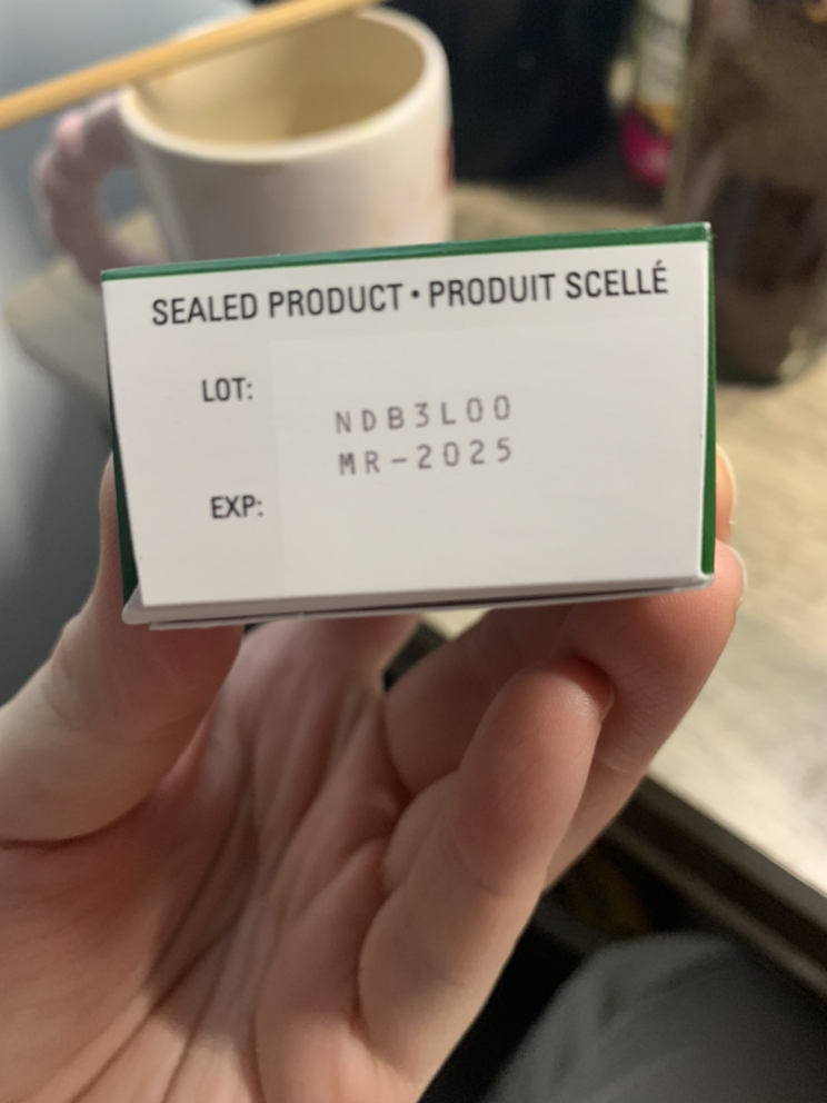 Unopened Visine Antihistamine Advance Allergy Eye Drops, 15 ml image indicator(2)