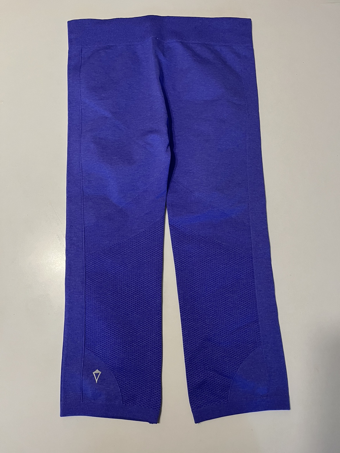 Ivivva by Lululemon Capris -Girls 14/Women S image indicator(2)