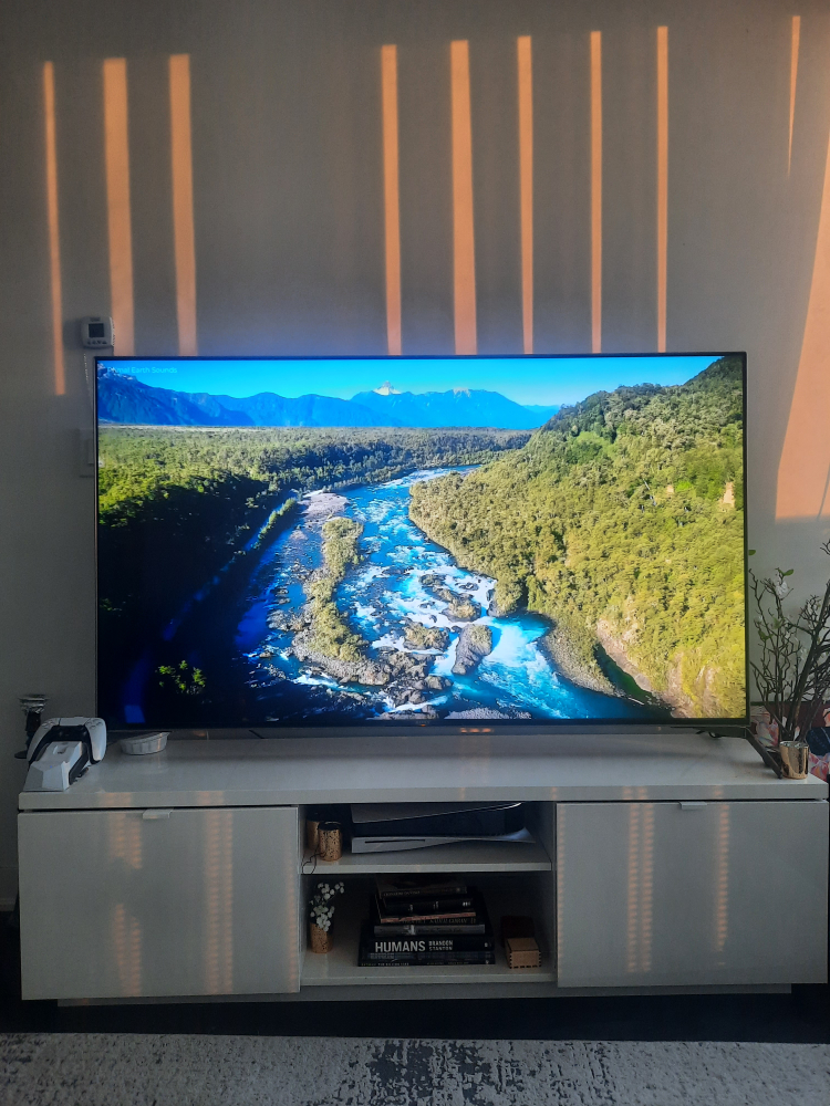 TV stand (Byas - ikea) Moving out sale