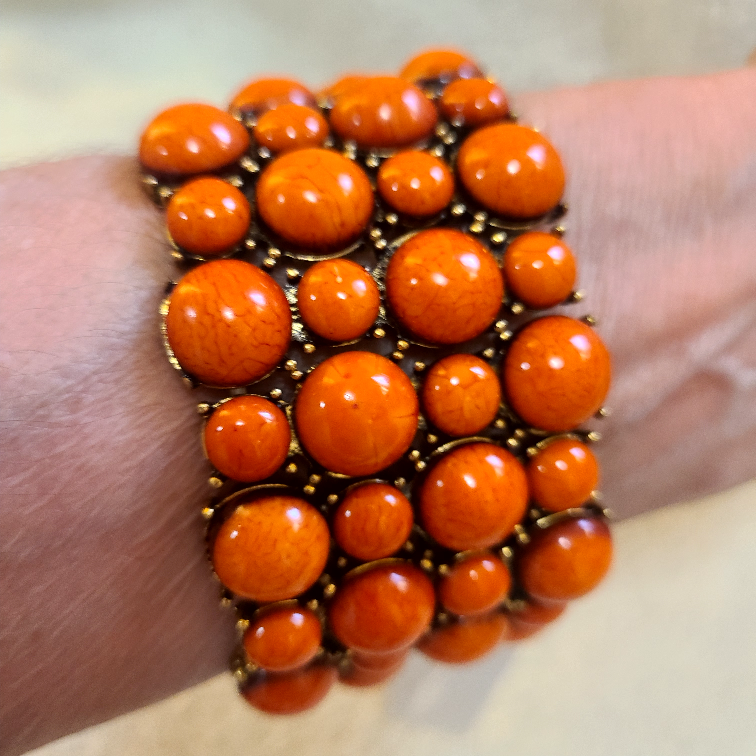 Bracelets ,buy one$7get ather same price item, for half price - photo 2