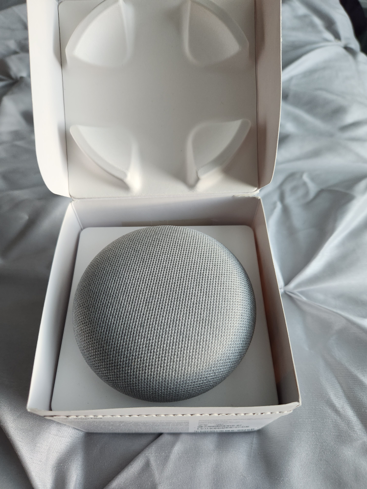 Google Home Mini - photo 2