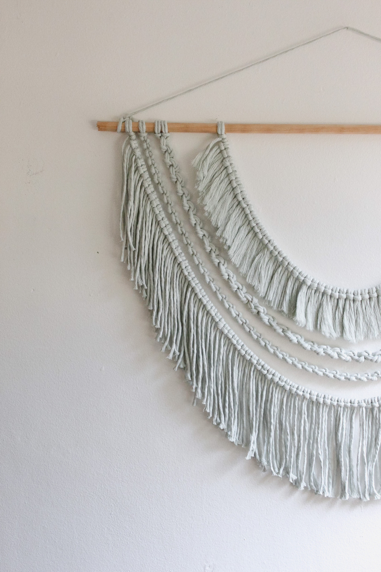 Large fringe macrame wall hanging - photo 2