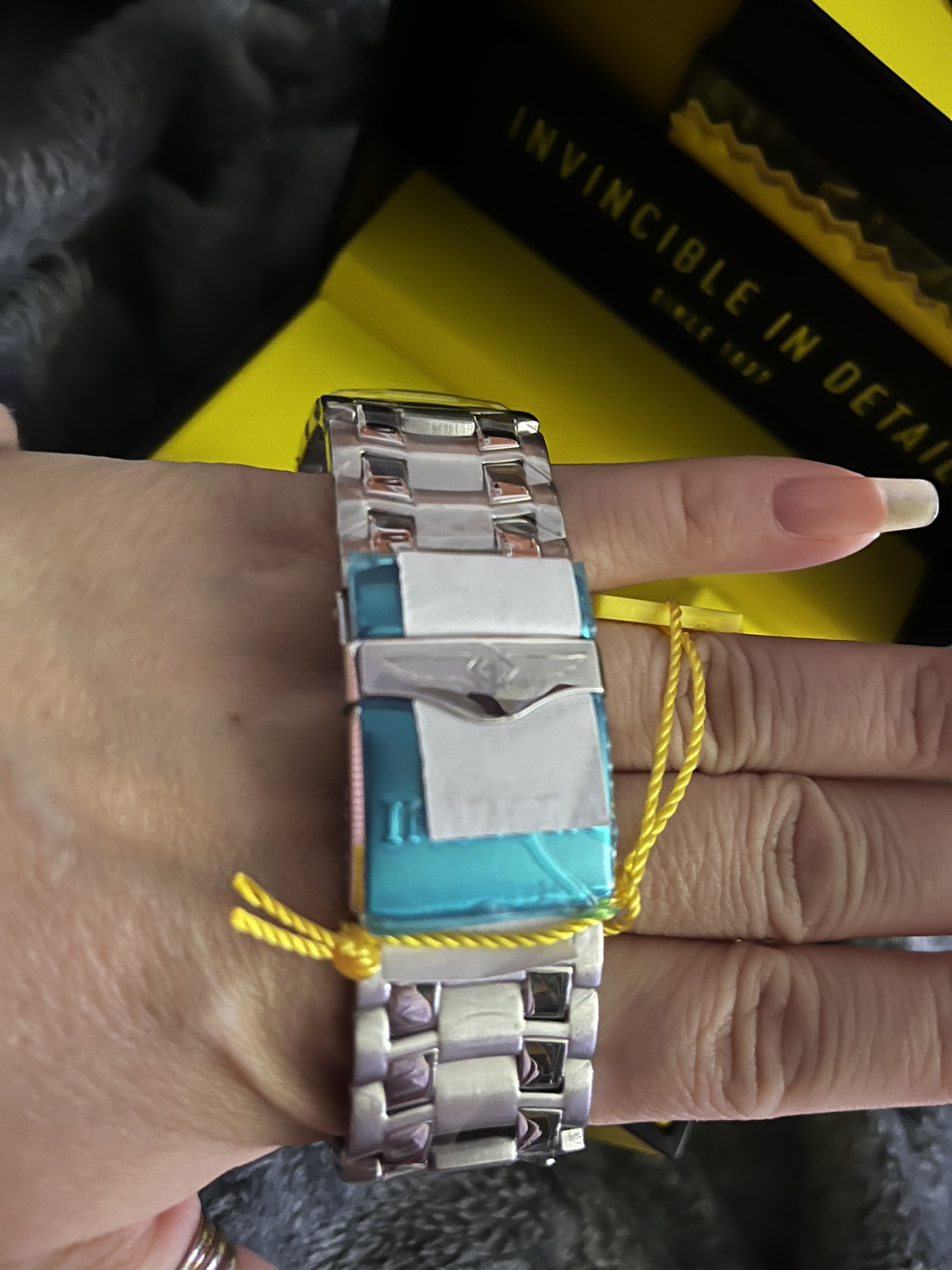 Brand new boxed Invicta men’s watch image indicator(6)