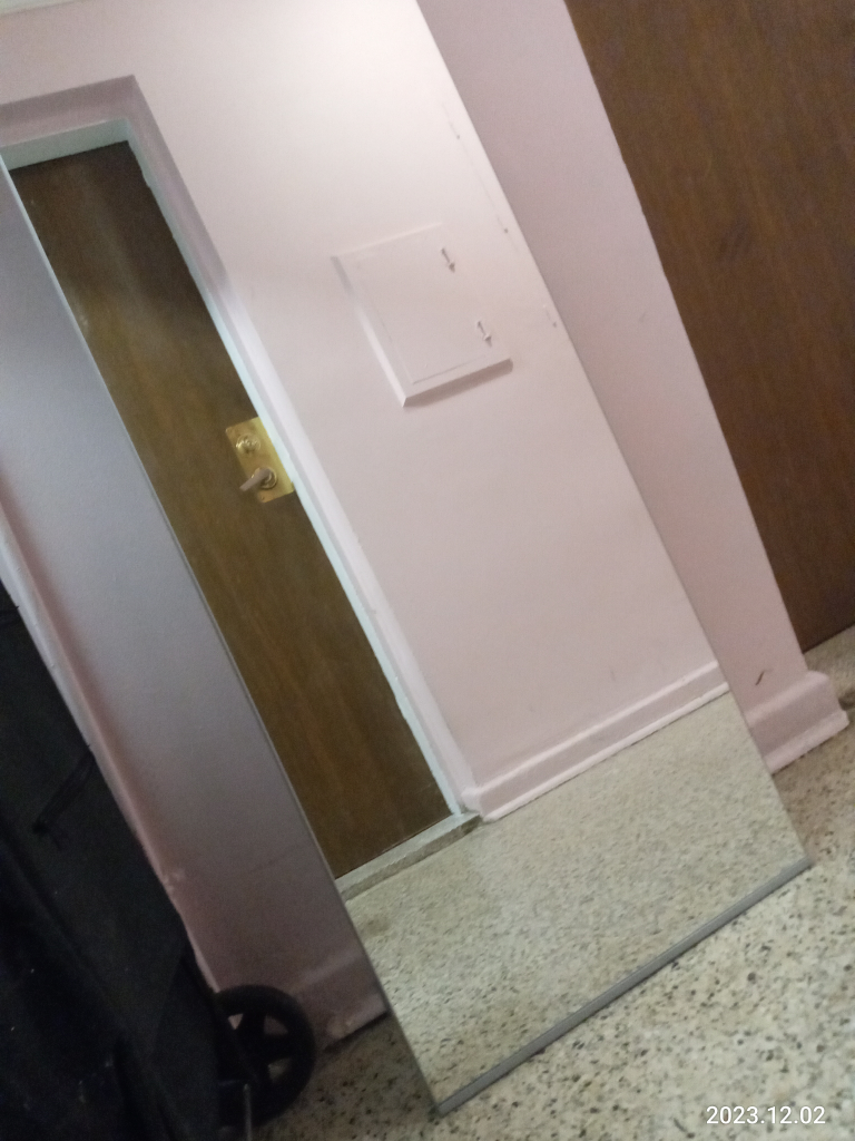 Mirror 🪞 image indicator(2)