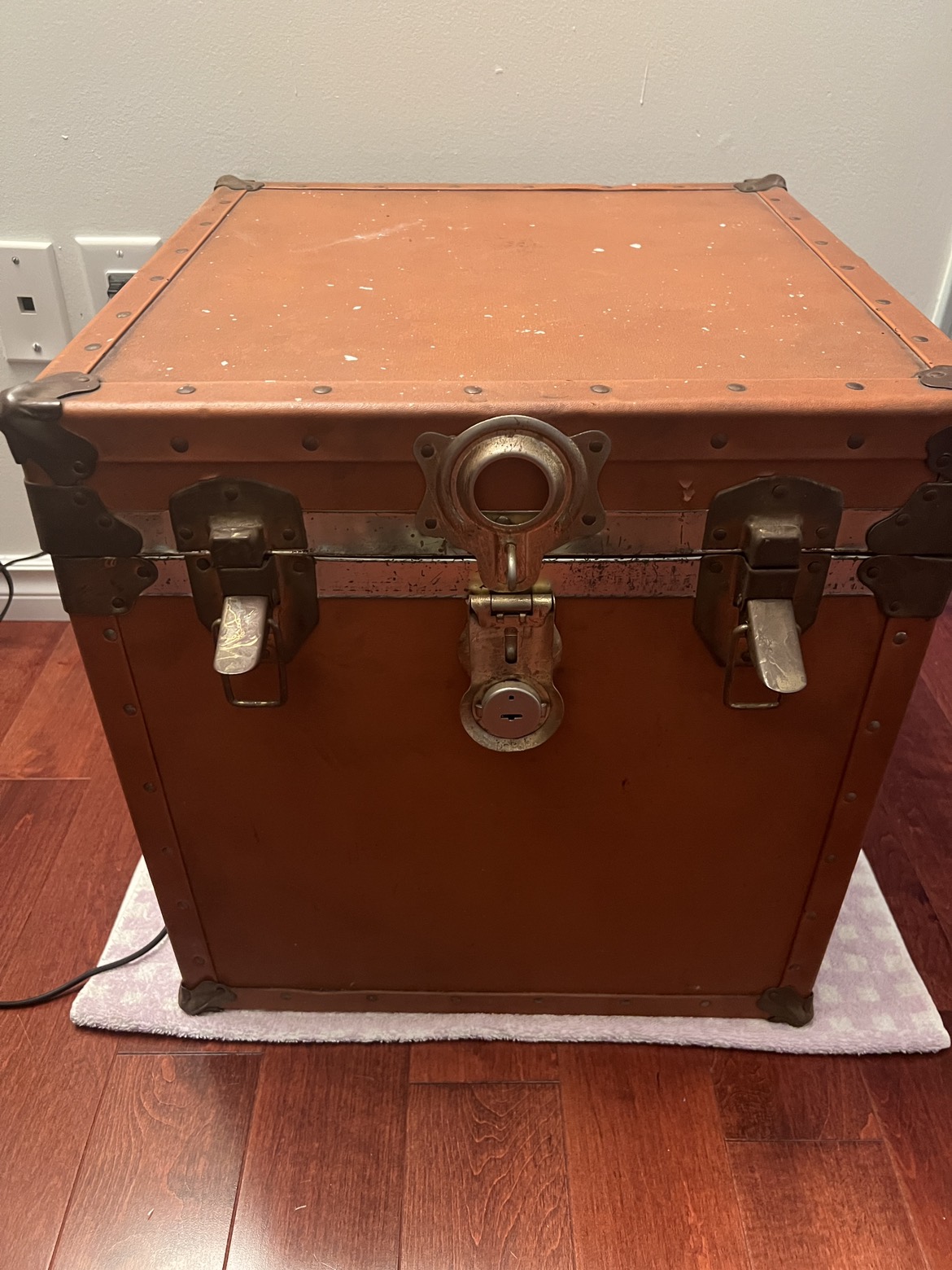 Vintage chest - photo 4