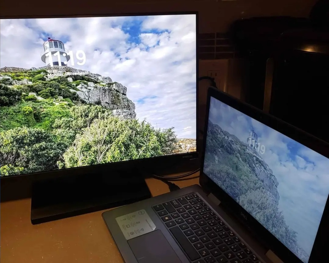 SAMSUNG 24" MONITOR FT24T454FQN thumbnail