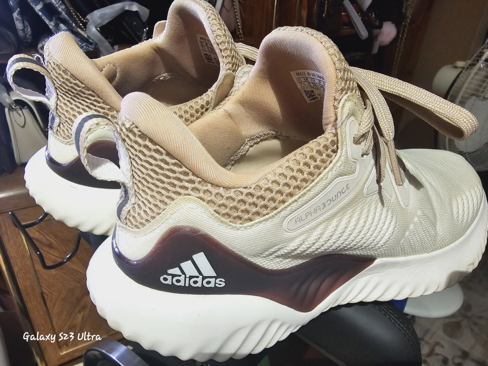 adidas womens shoes image indicator(2)