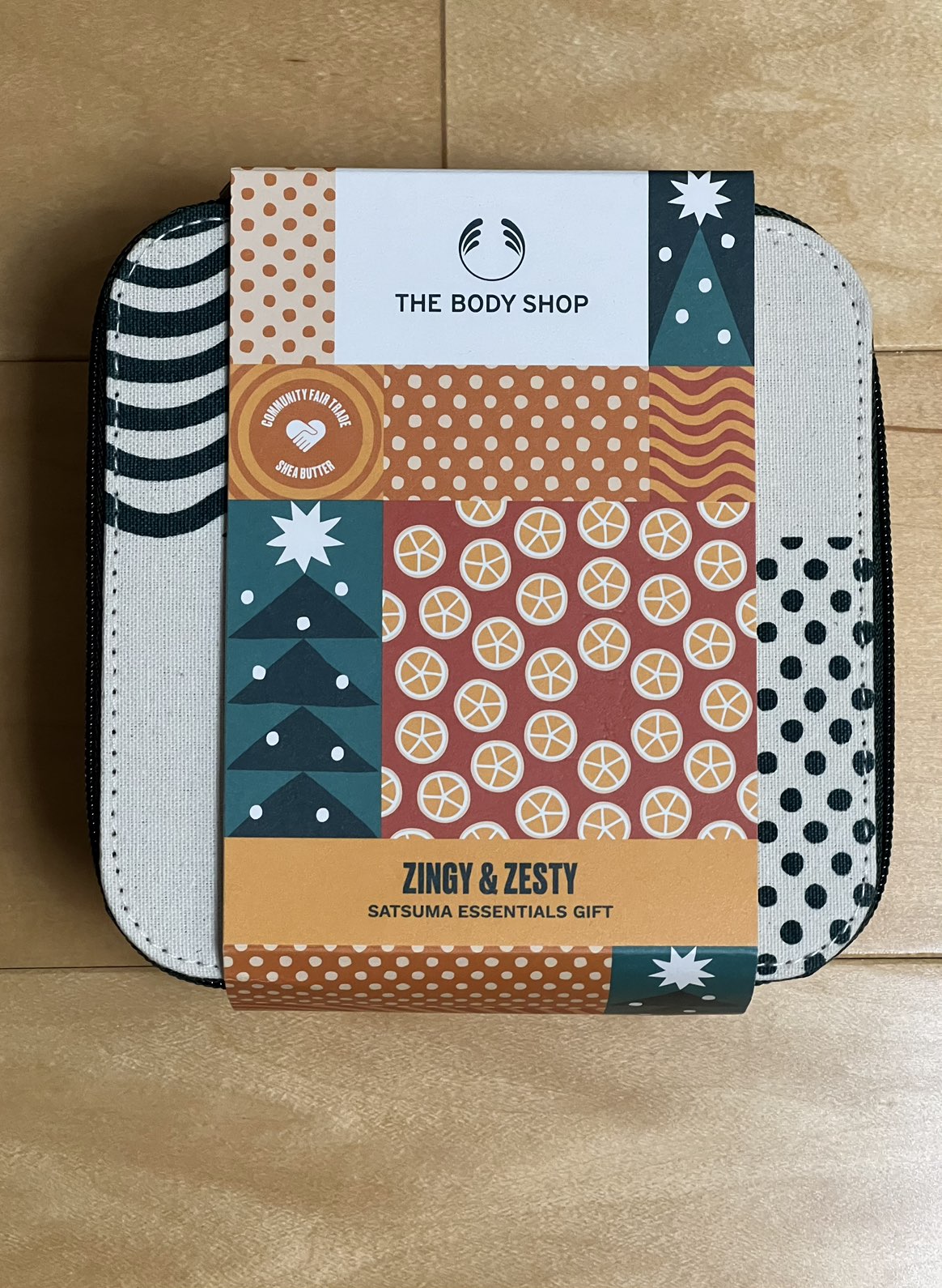 The Body Shop Satsuma Essentials Kit image indicator(2)