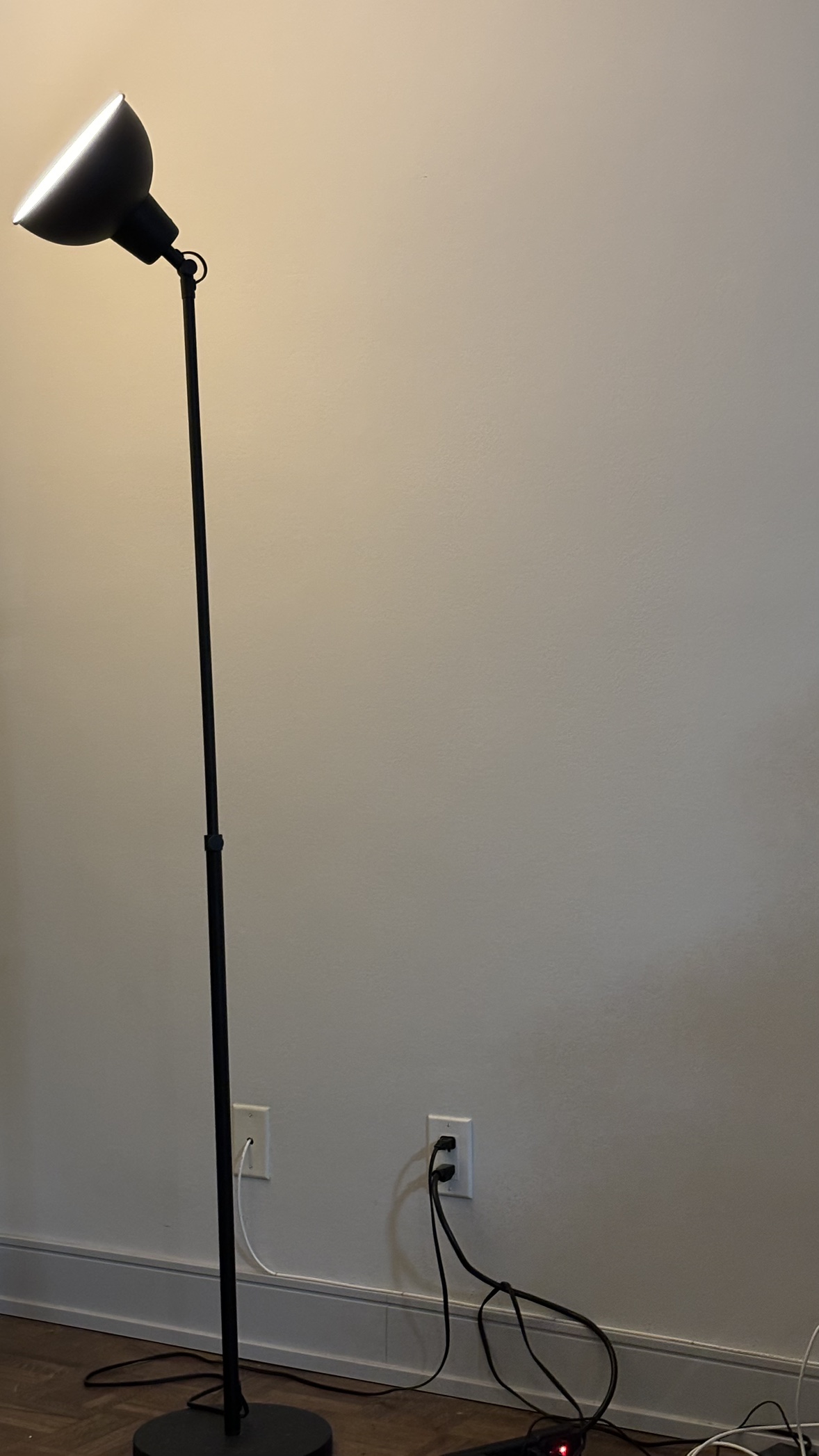 Floor lamp