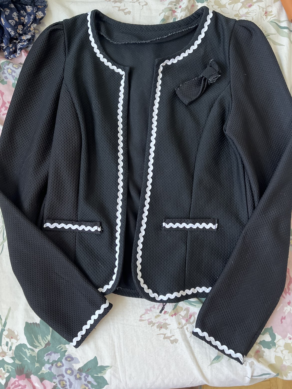 Women clothing #freecycle thumbnail