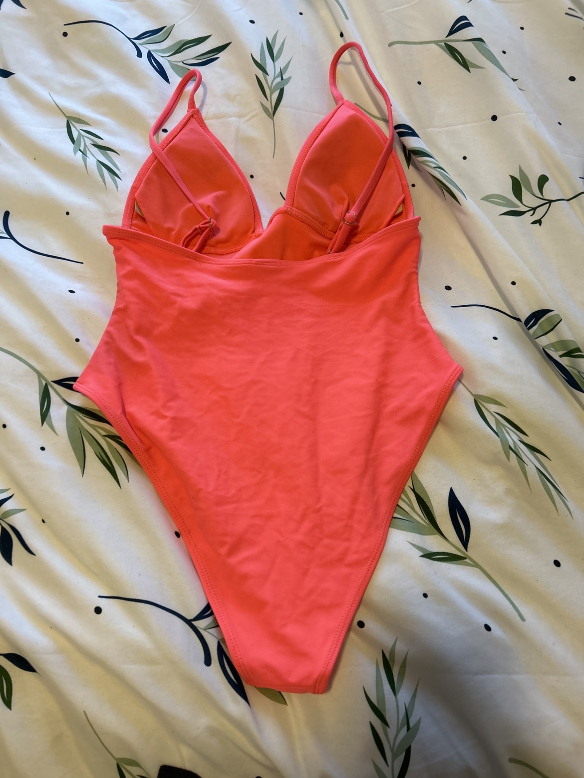 Hot pink bathing suit image indicator(2)
