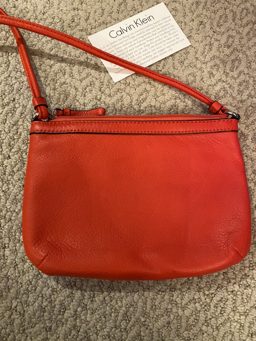 Calvin Klein leather crossbody purse NWT image indicator(2)