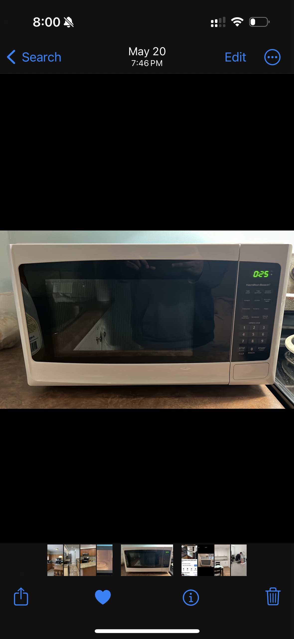 Hamilton Beach Microwave in excellent condition thumbnail